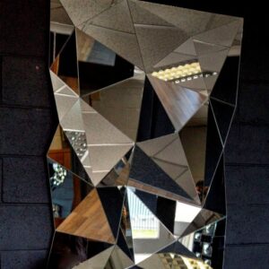 Luxury Pyramid Effect Mirror